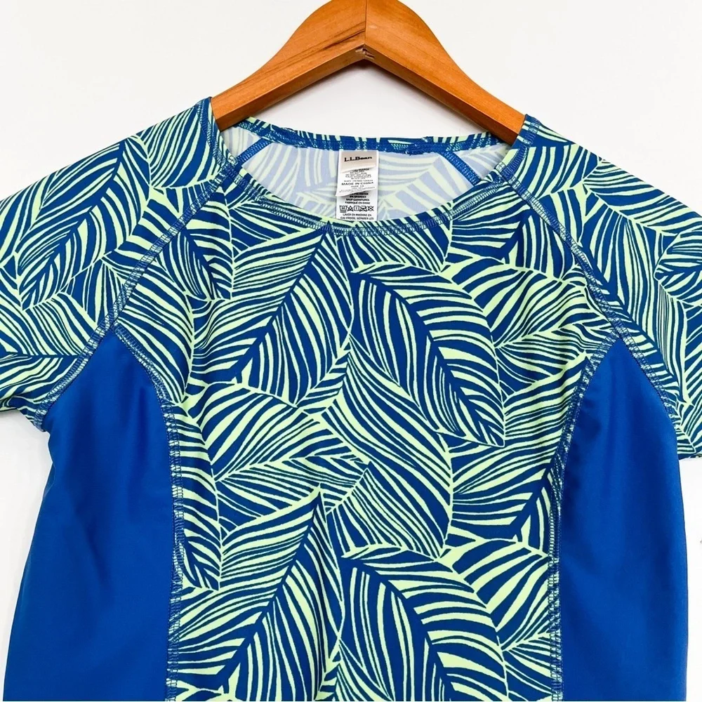 L.L.Bean Girls 14 Swim Top UPF 50+ Short Sleeves Crew Neck‎ Tropical Leaf Print
